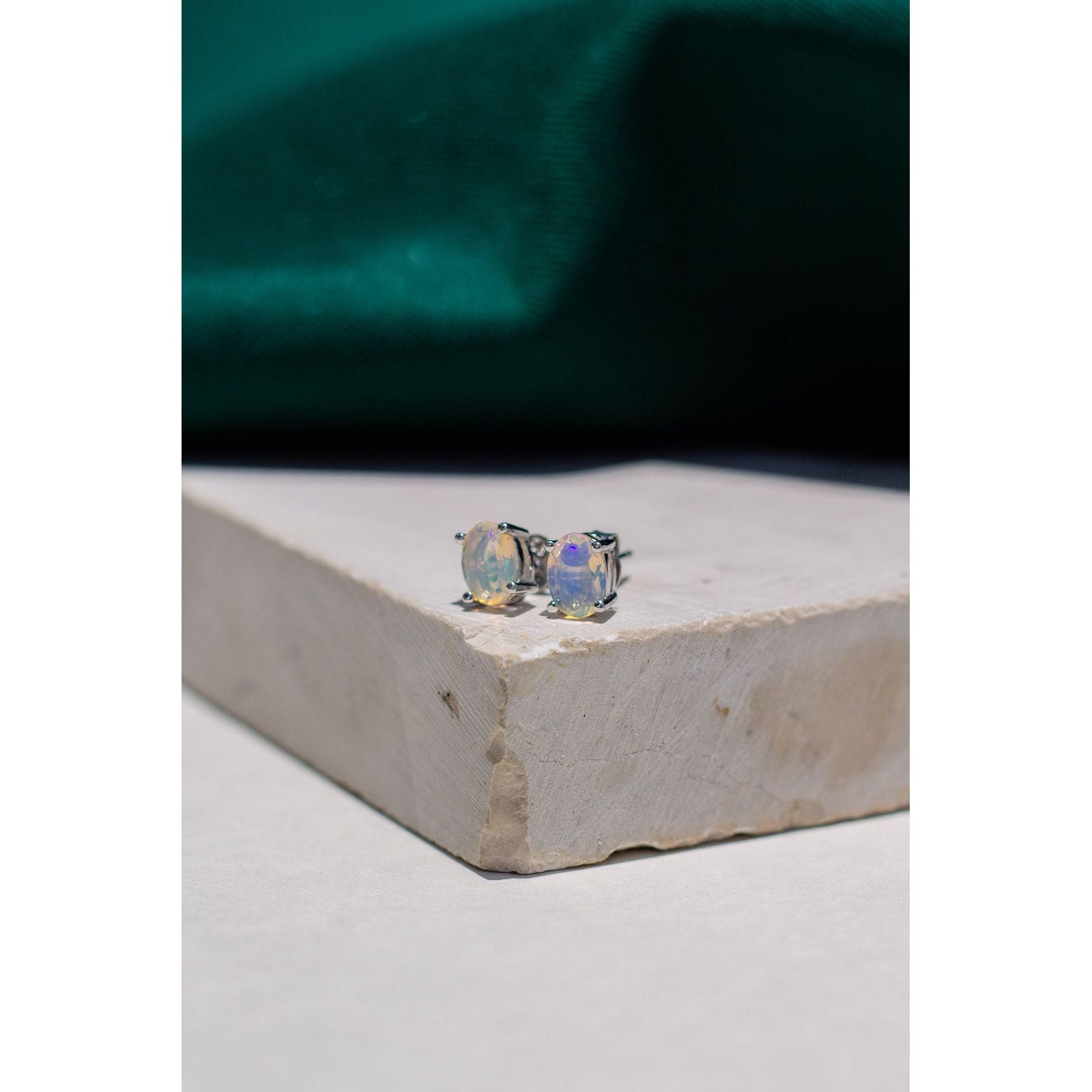Aretes de ópalos